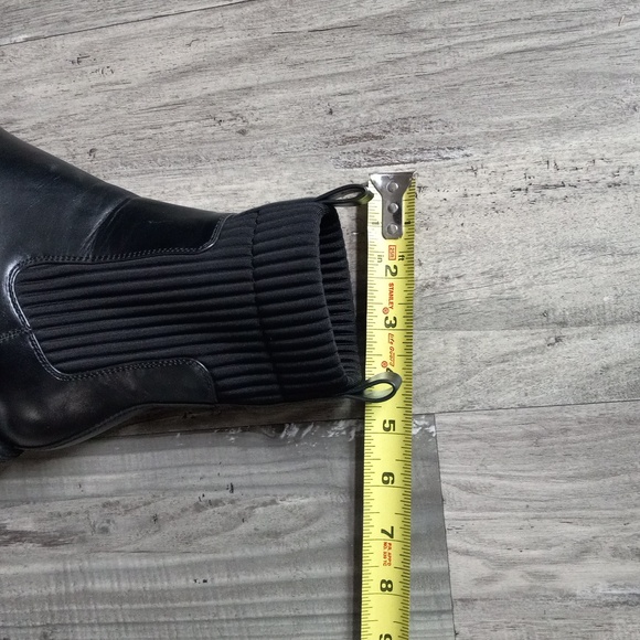 ZARA Women's Chelsea Boots Lether Elastic Detail Track Soles Sack Boot Sz 6.5 - Picture 14 of 16